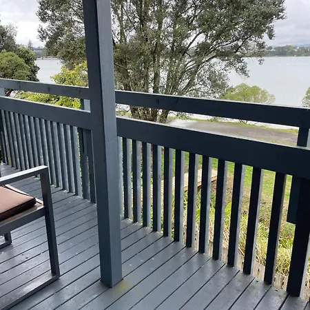 Bach On Daisy Villa Tauranga Exterior photo