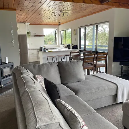 Bach On Daisy Villa Tauranga Exterior photo